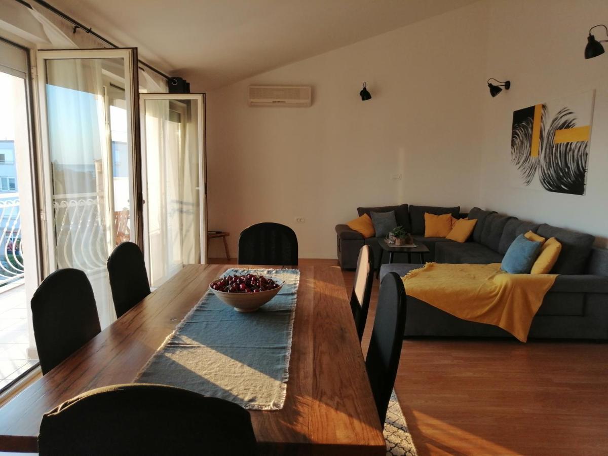 Apartment Near The Sea-Self Check-In Podstrana Luaran gambar