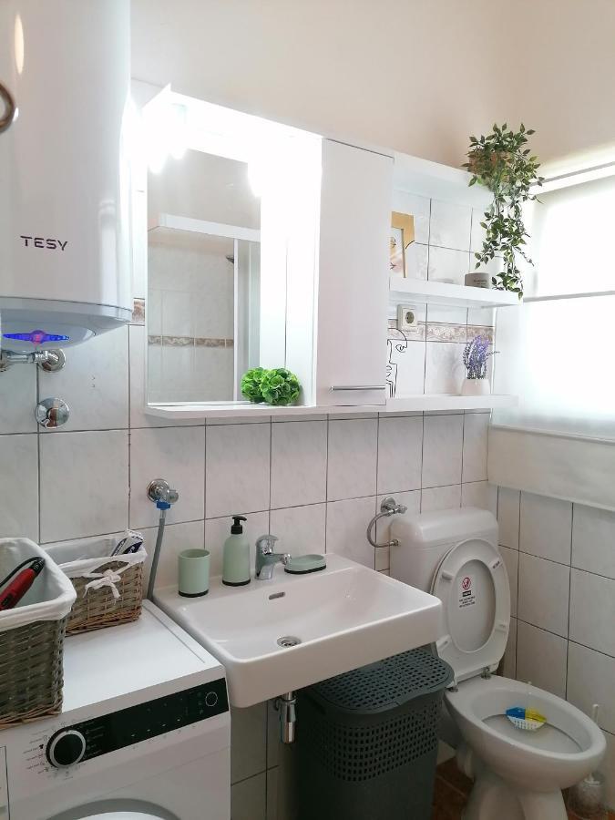 Apartment Near The Sea-Self Check-In Podstrana Luaran gambar